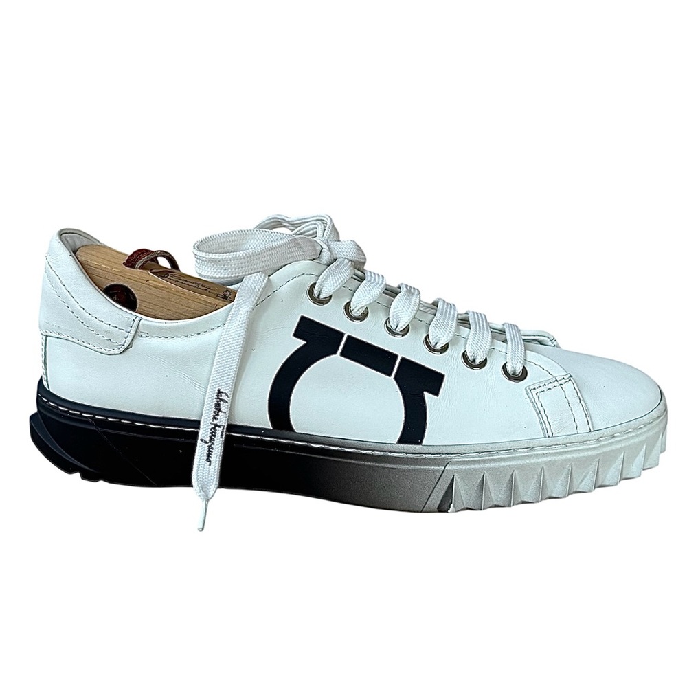 🌹FERRAGAMO Gancini White & Black Leather Sneakers🌹